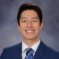 Dean Zhang headshot