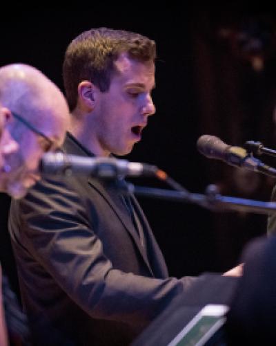 Stephen Spinelli performs with The Crossing